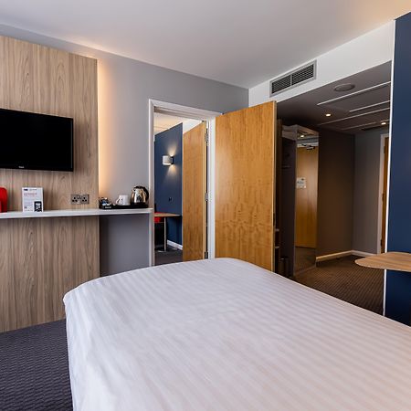 Holiday Inn Express Norwich By Ihg Drayton  Exterior foto