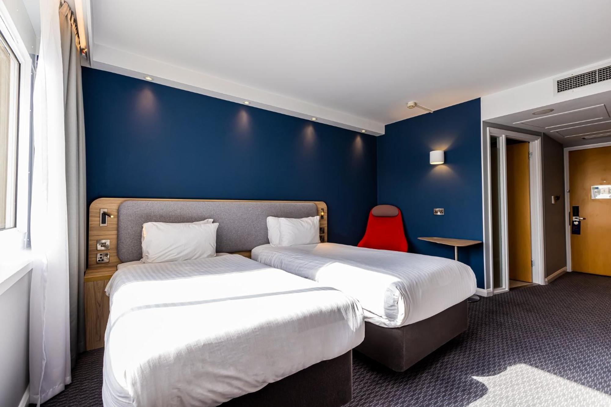 Holiday Inn Express Norwich By Ihg Drayton  Exterior foto